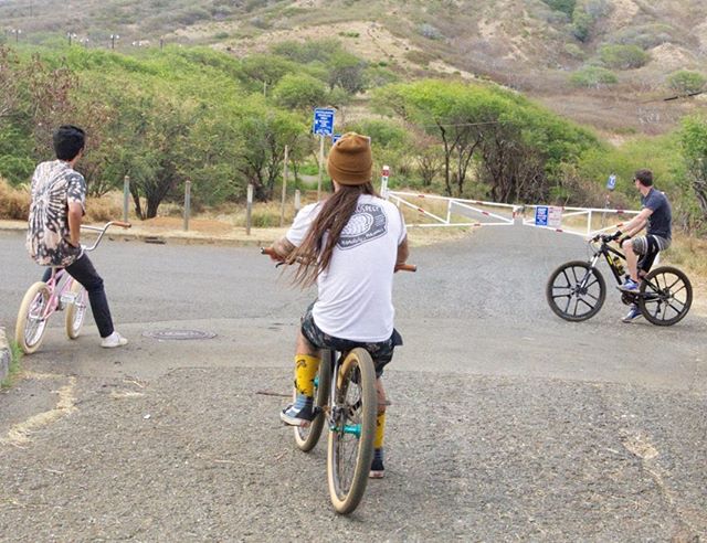Weekend Jump Jams at #kokohead ๐ต๐ฝโโ๏ธ #luckywelivehawaii