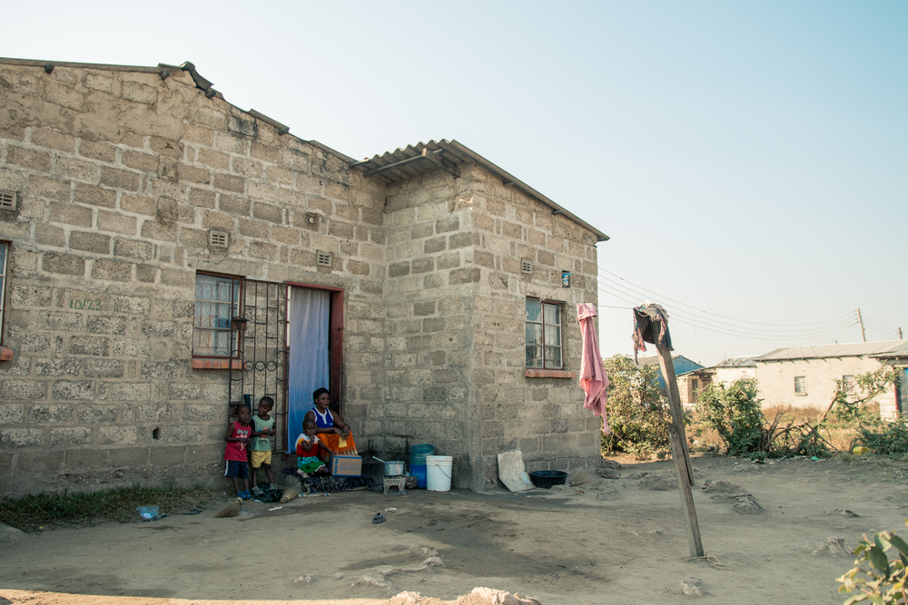 ZAMBIA: [Home Visit] Sarah's home 