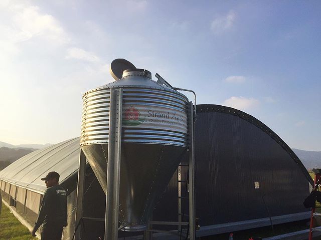 Pastured poultry coming soon! Excited to see roofs going on and equipment going in the mobile houses. Can&rsquo;t wait to show you the inside!
.
.
.
.
#agricultura #smallbusiness #construction #grassfed #pasture #pastureraised #poultry #familybusines