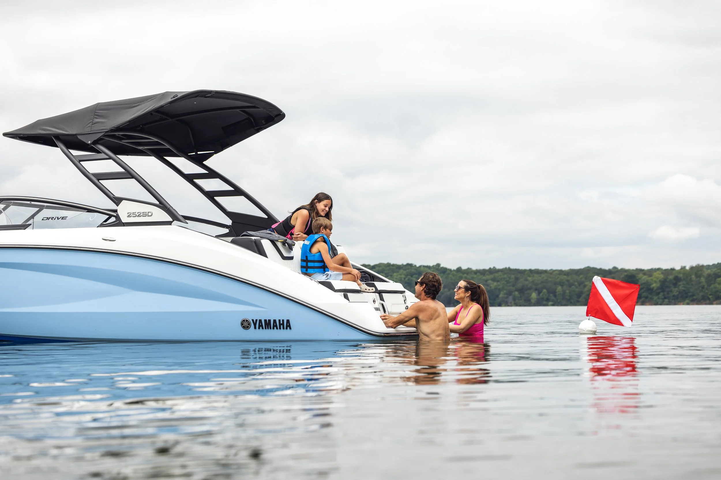 ©MattShawCreative_YamahaBoats_2025 ROUGH DRAFT-56.jpg
