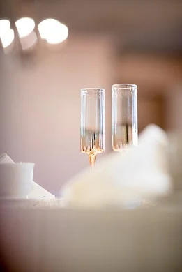 champagne3.jpeg