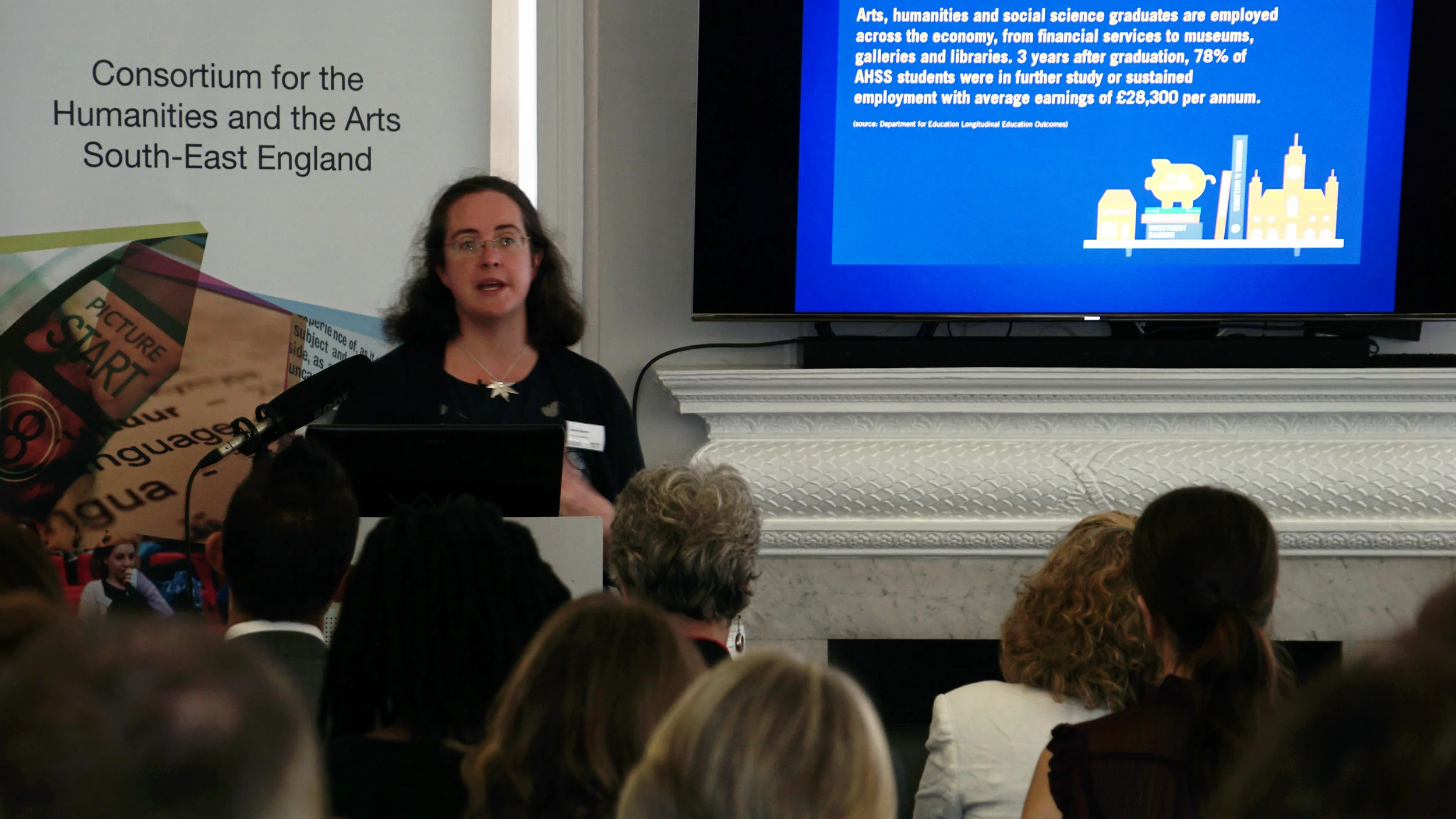   Celebrating skills in the Arts, Humanities and Social Sciences: The British Academy’s flagship project  Harriet Barnes, Head of Policy (Higher Education and Skills), British Academy 
