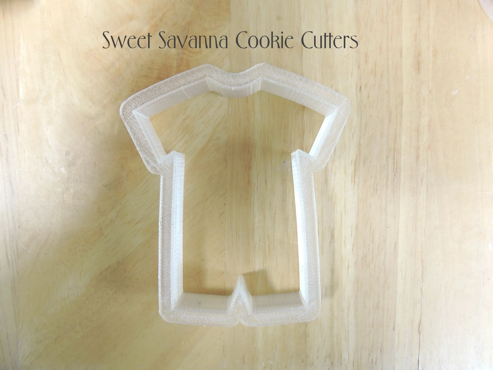 baby-outfit-cookie-cutter.jpg