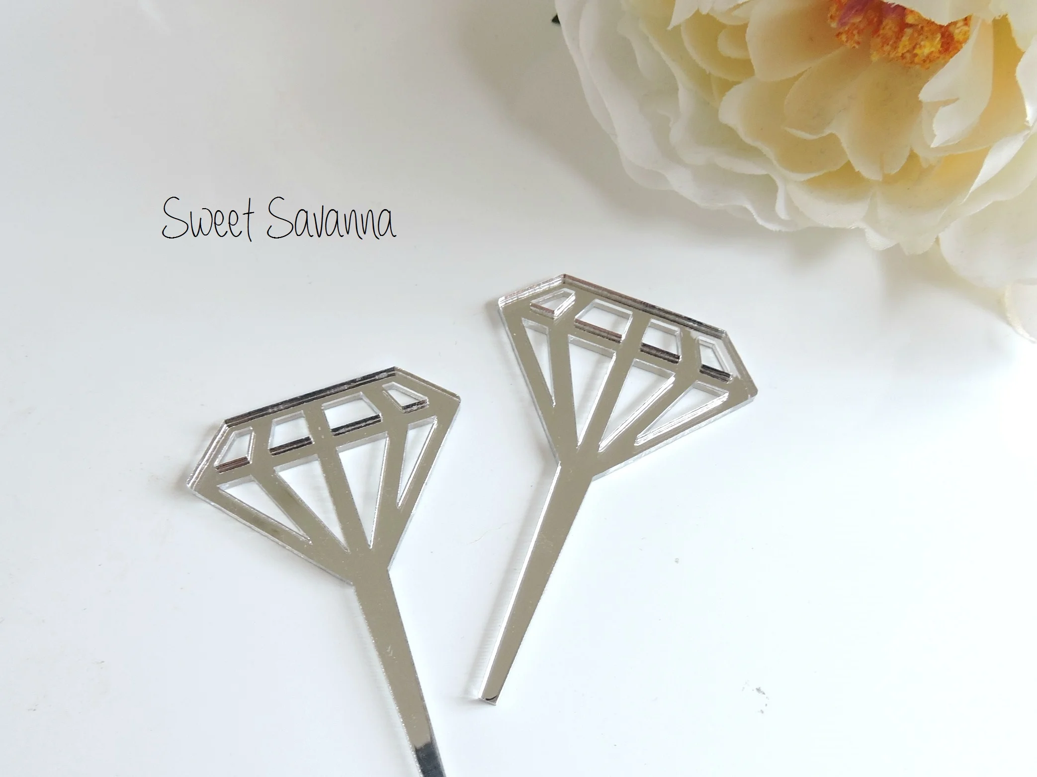 diamond-cupcake-toppers.jpg