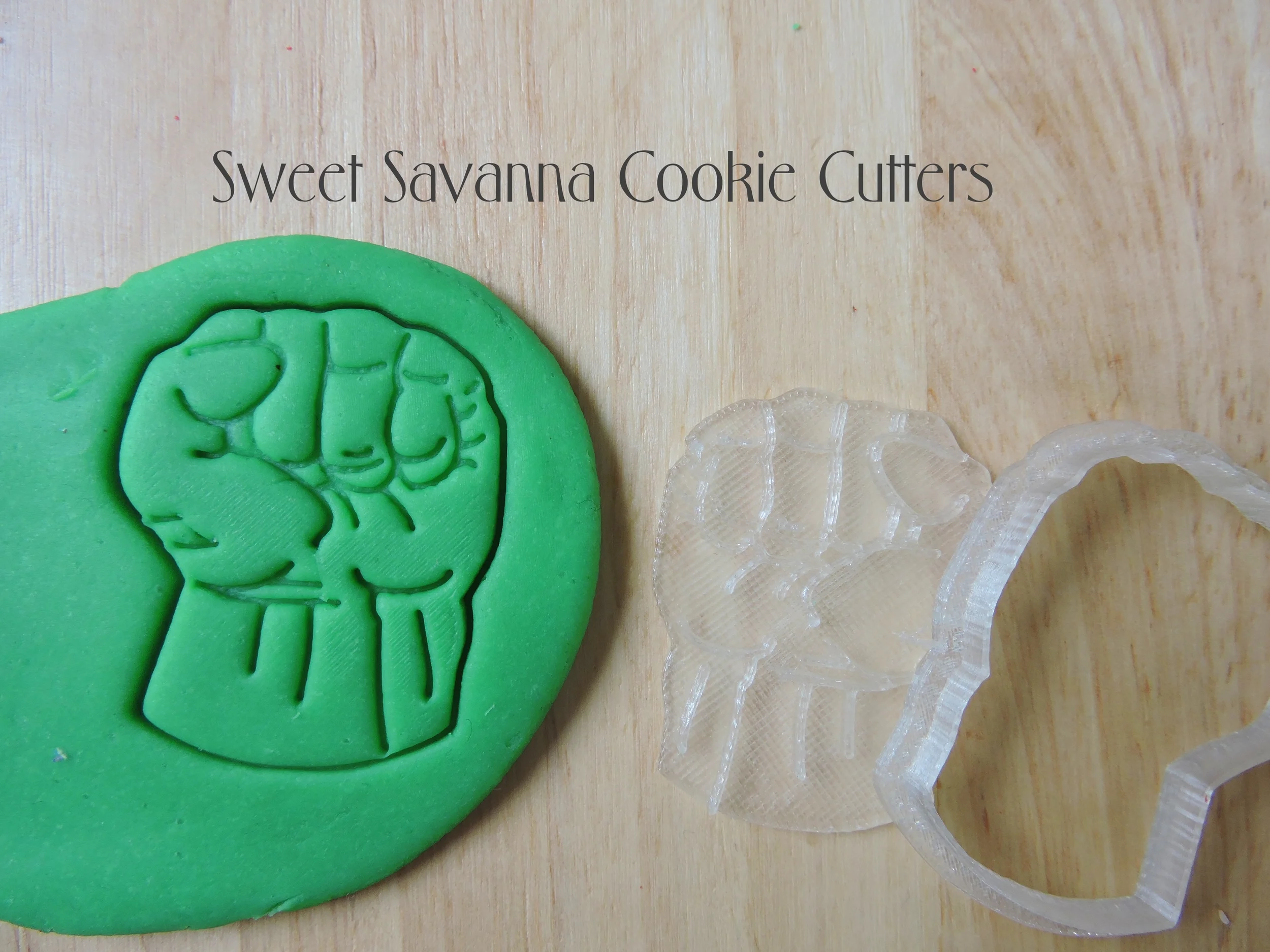 hulk-fist-fondant-cutter.jpg