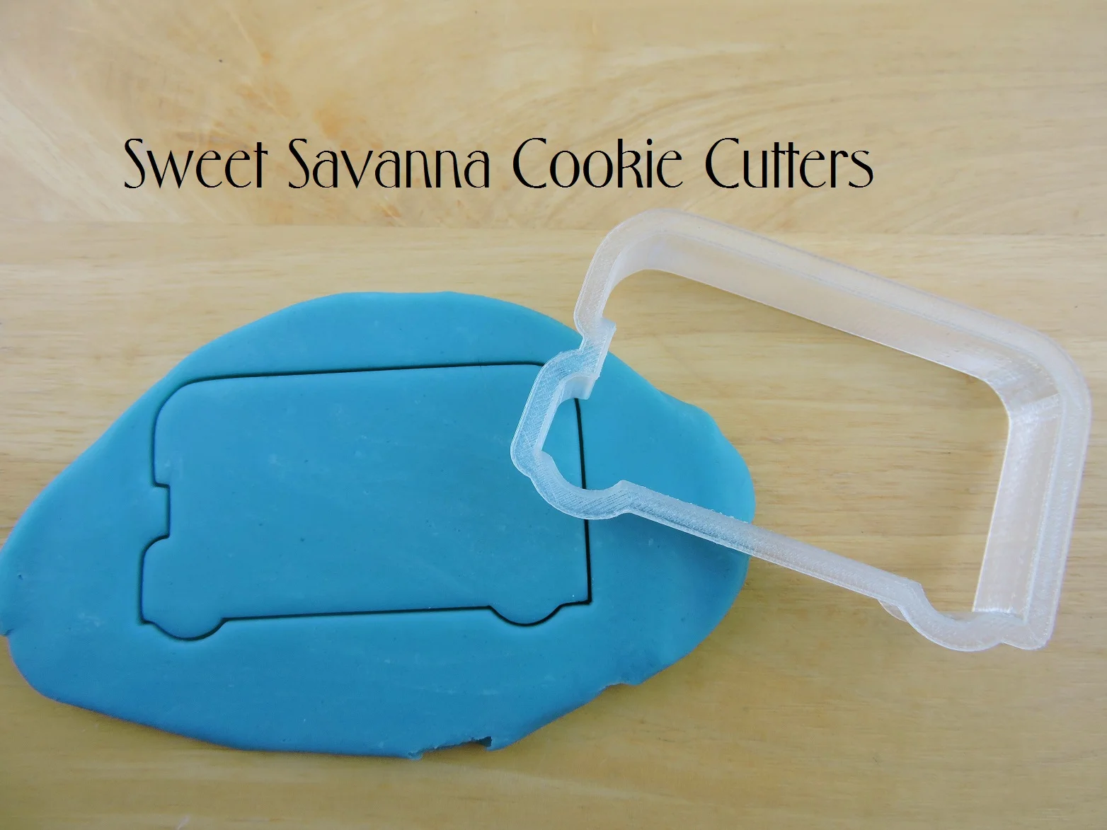 double-decker-bus-cookie-cutter.jpg
