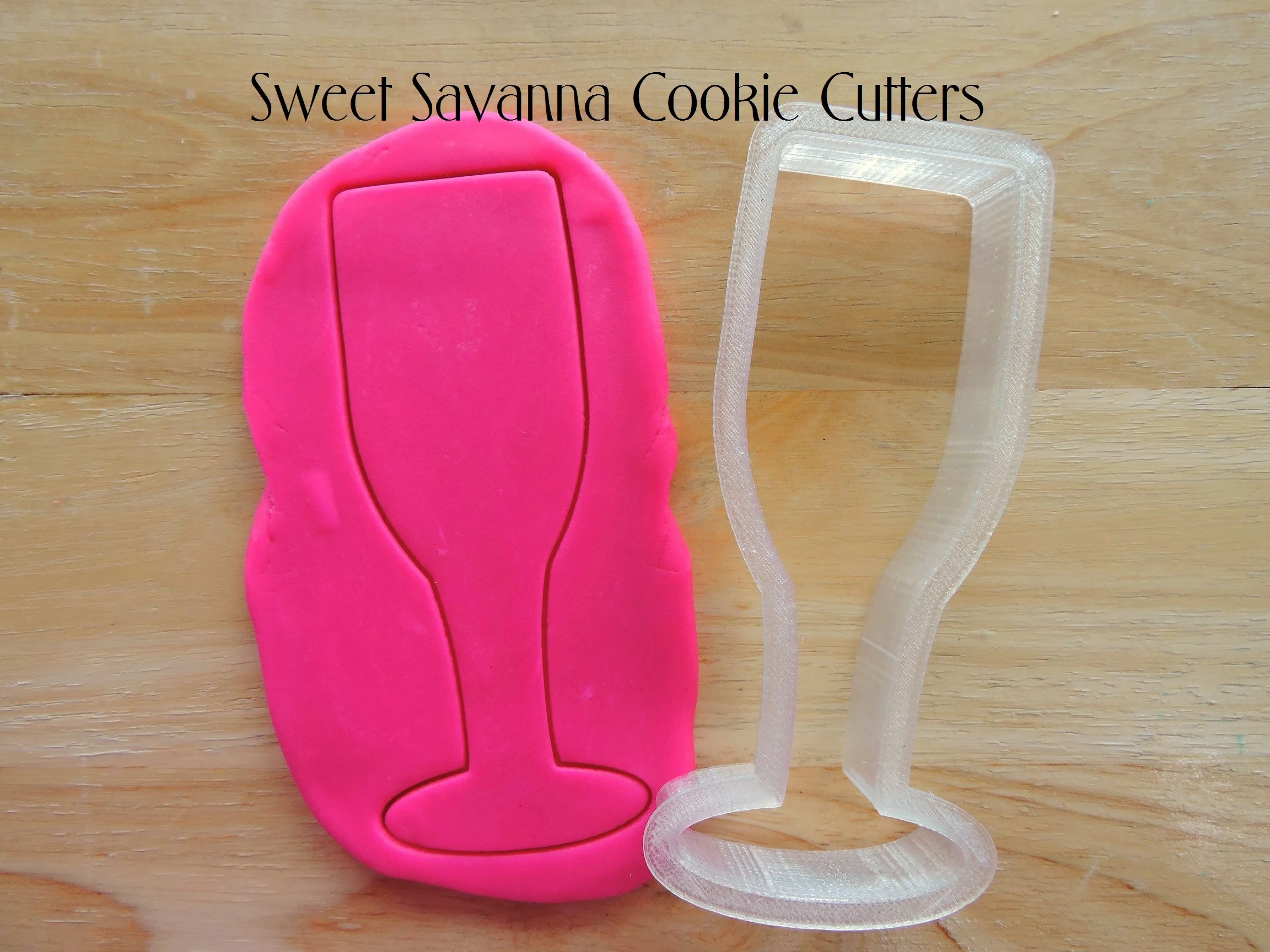 champange-flute-cookie-cutter.JPG