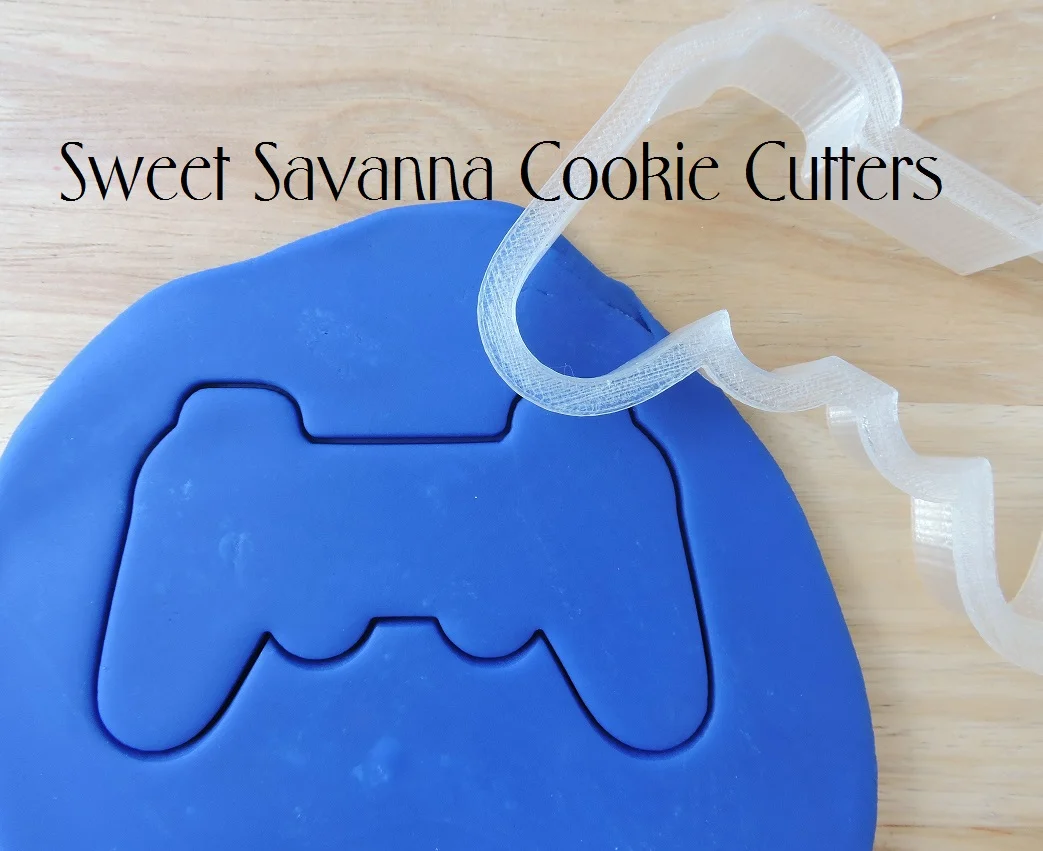 game-controller-cookie-cutter.JPG