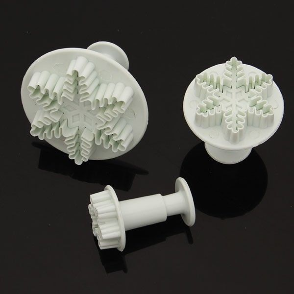 snowflake-cutters-2.png