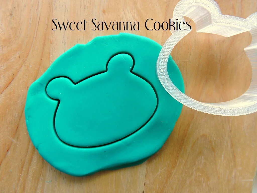 frog-head-cookie-cutter.JPG