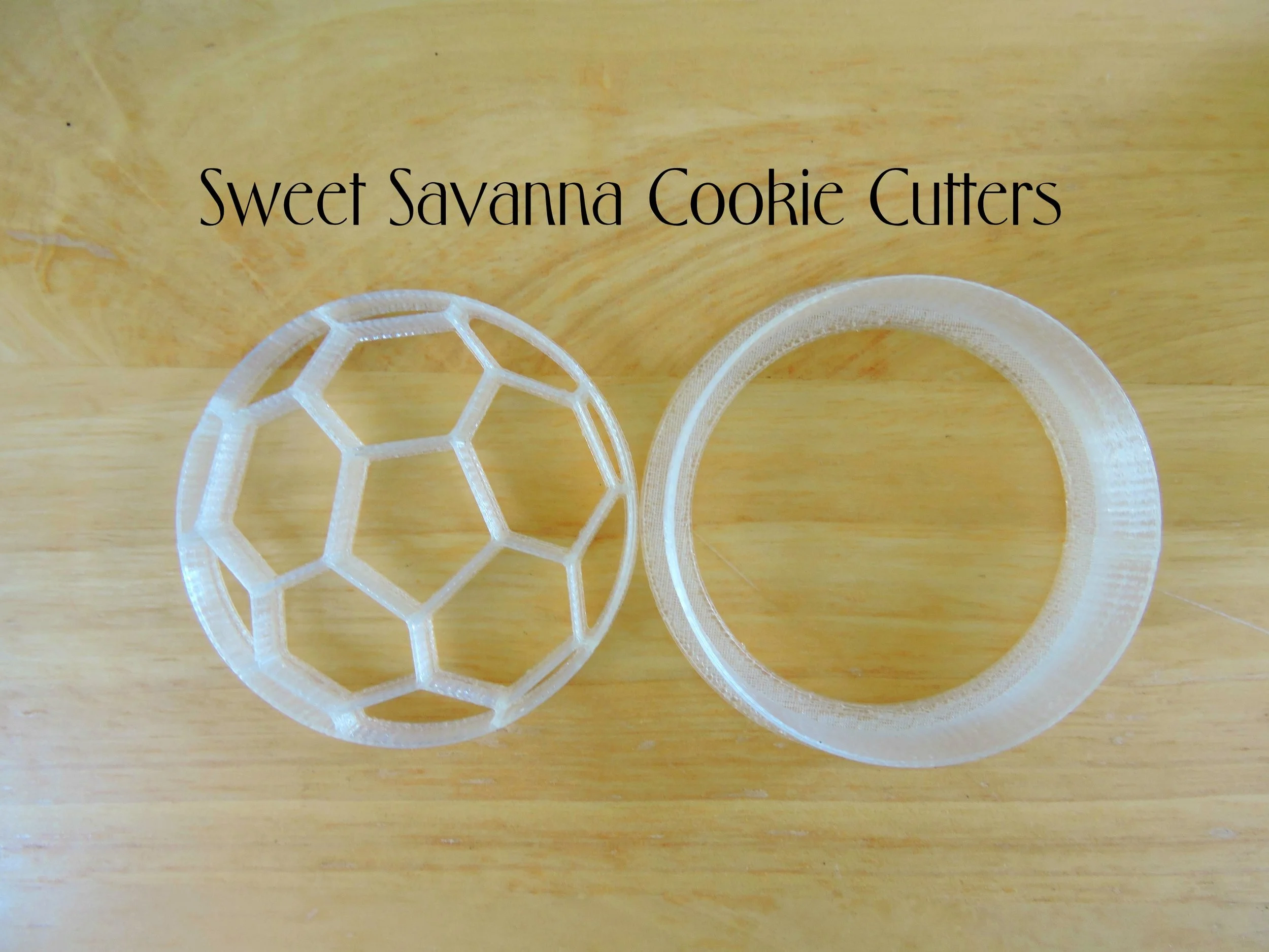 soccer-ball-cookie-cutter.jpg
