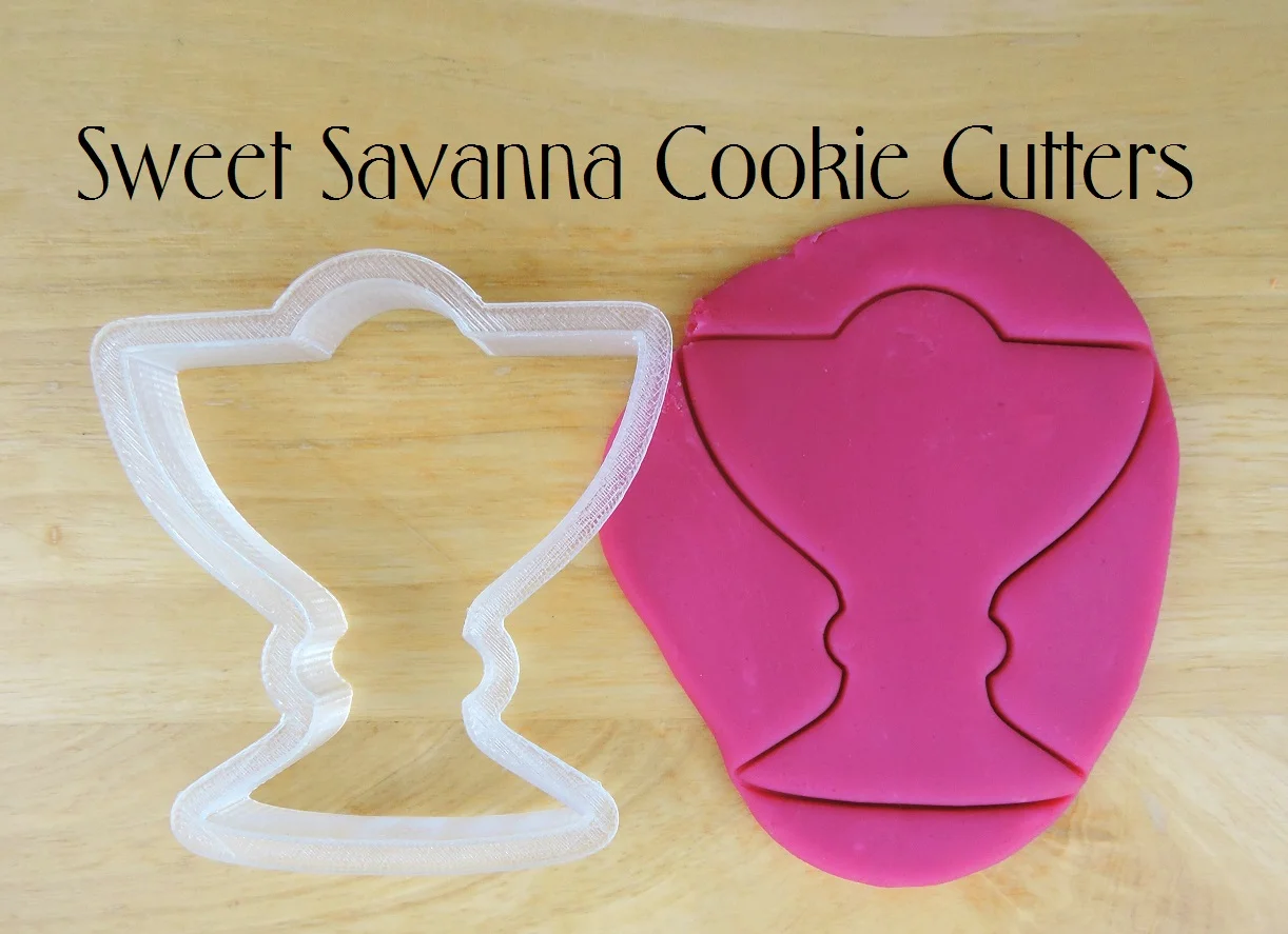 trophey-cookie-cutter.jpg