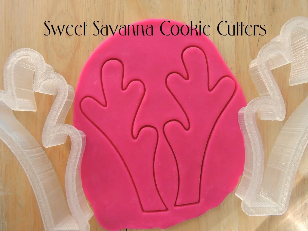 reindeer-antler-cookie-cutter-1.JPG