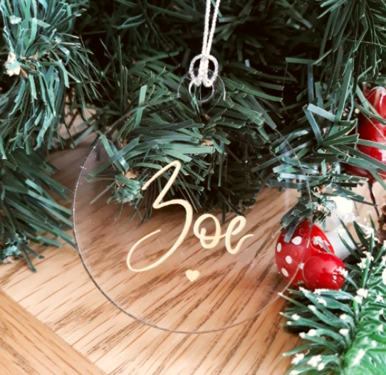 zoe-bauble-2.png
