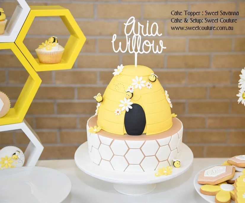 aria-willow-custom-cake-topper.jpg