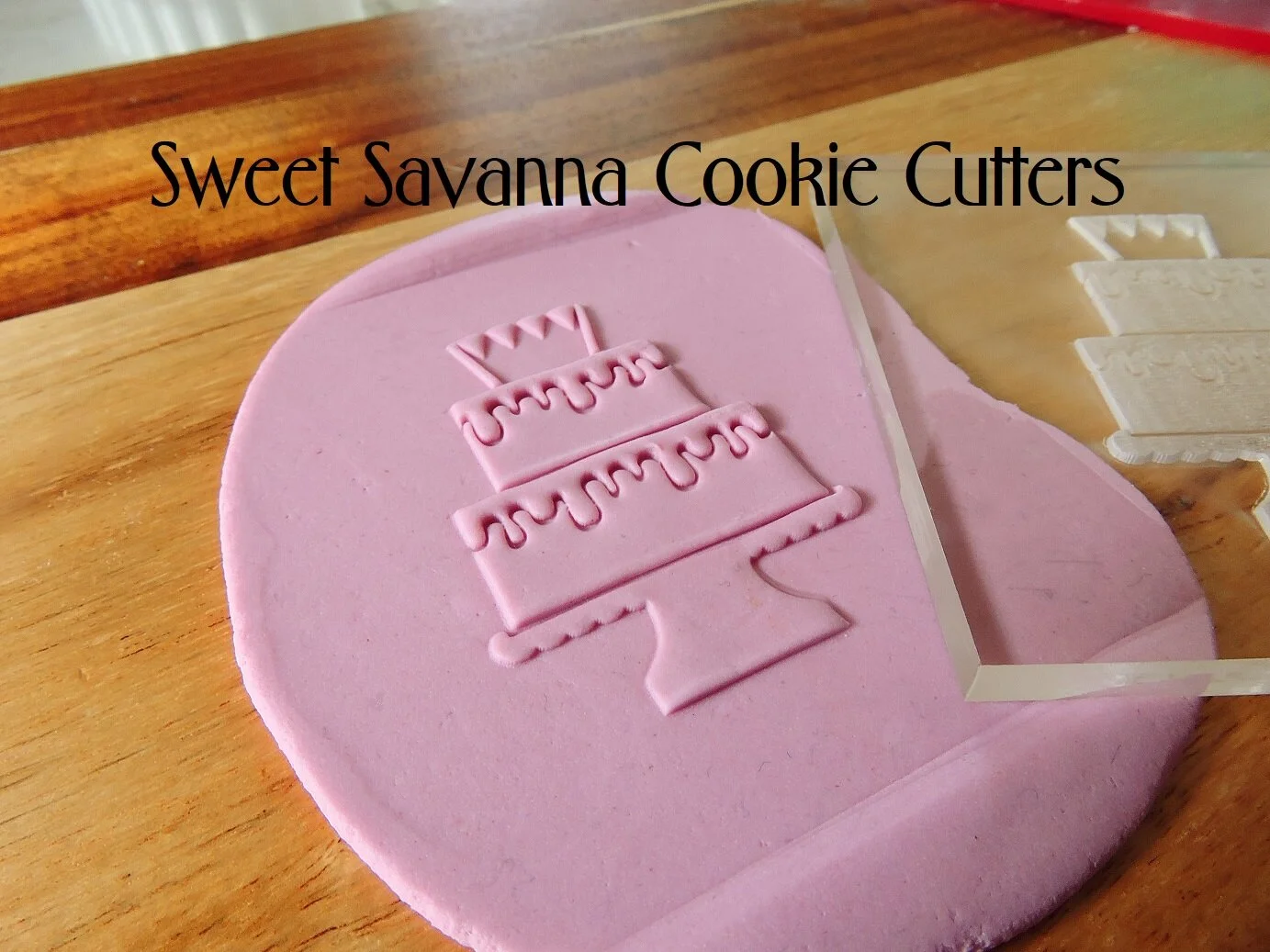 cake-raised-fondant-debosser (2).JPG