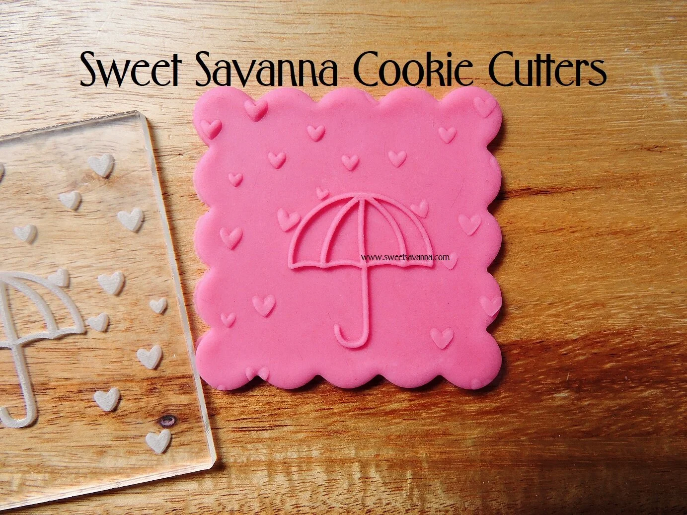 Umbrella with raining hearts N2 Raised Fondant Design — Sweet Savanna