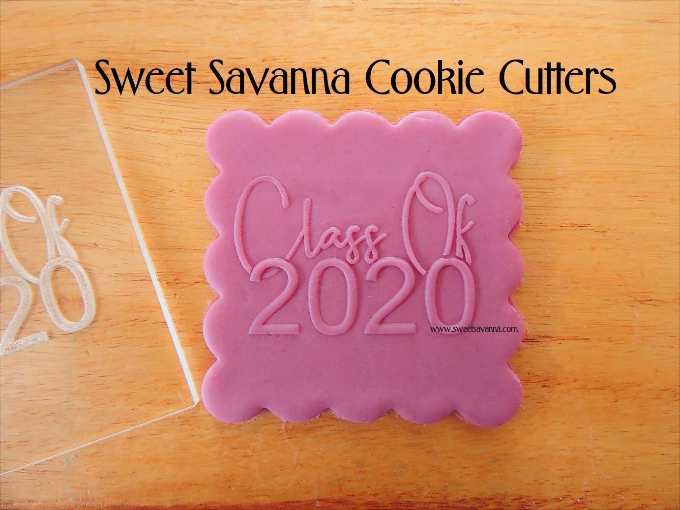 class-of-2020-raised-fondant-design-n2.JPG