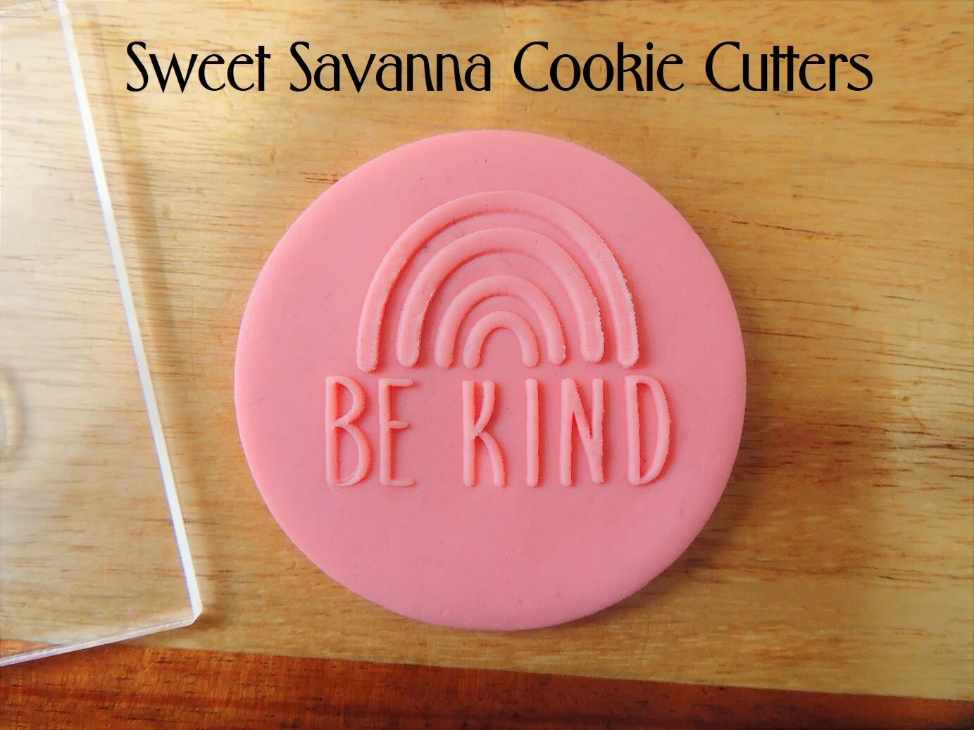 be-kind-rinbow-fondant-debosser.JPG