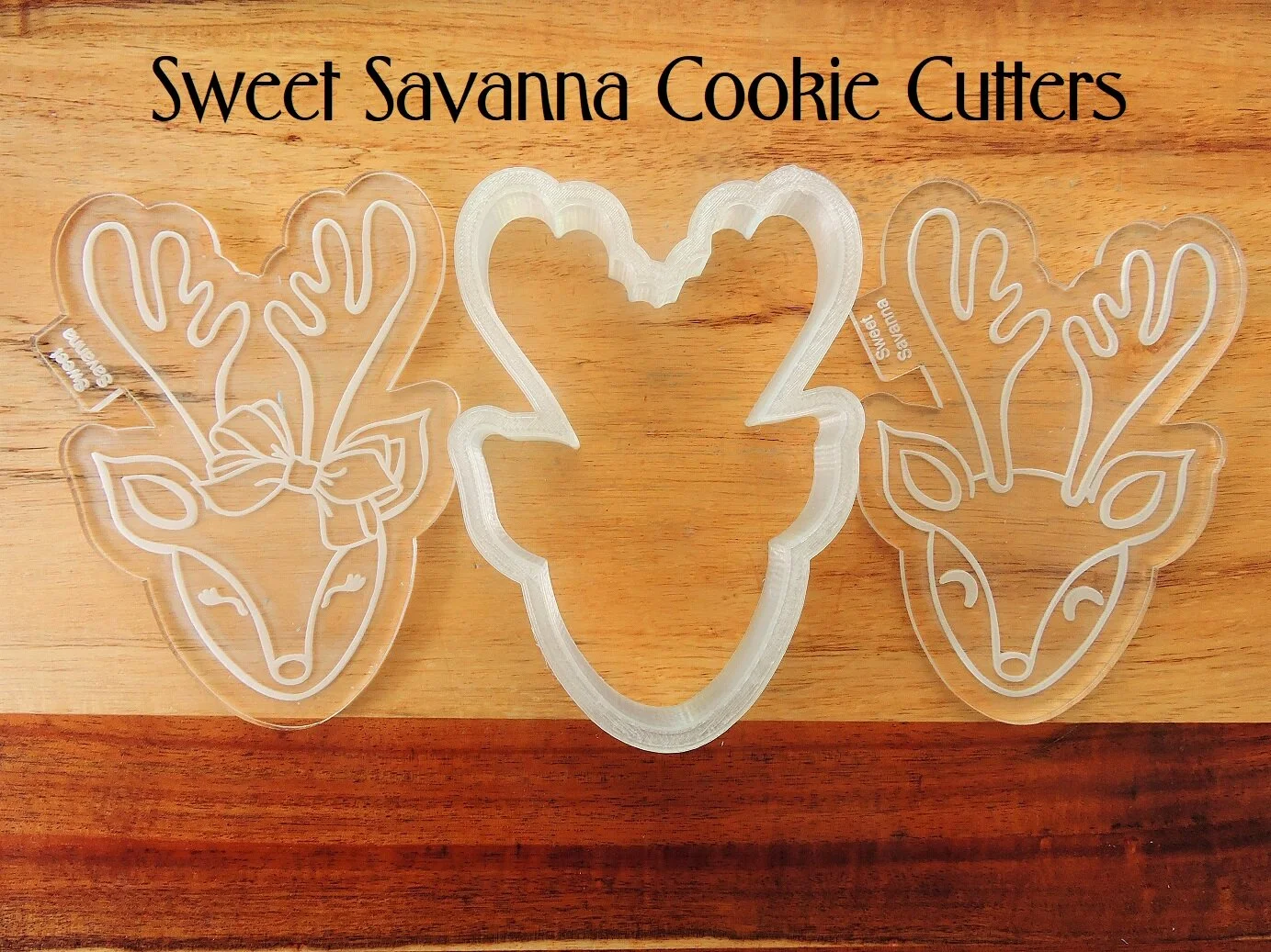 reindeer-head-fondant-debosser-cutter.JPG