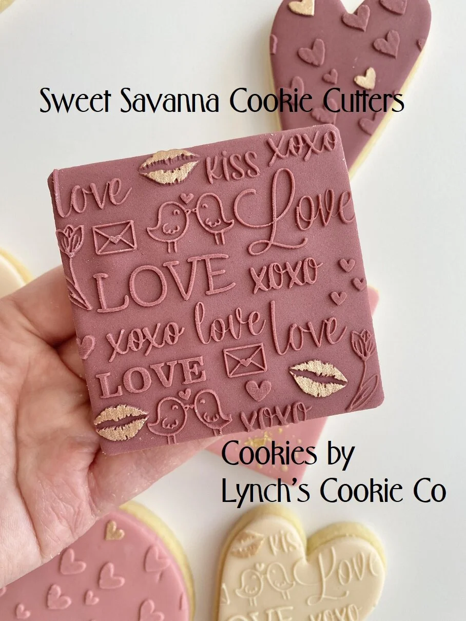 love pattern 2.jpg