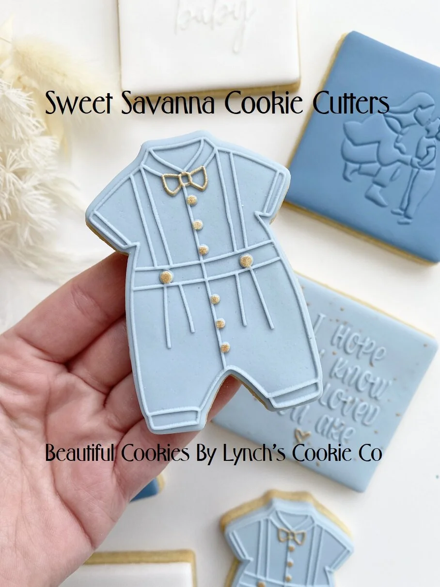 boys-outfit-cookie-cutter.jpg