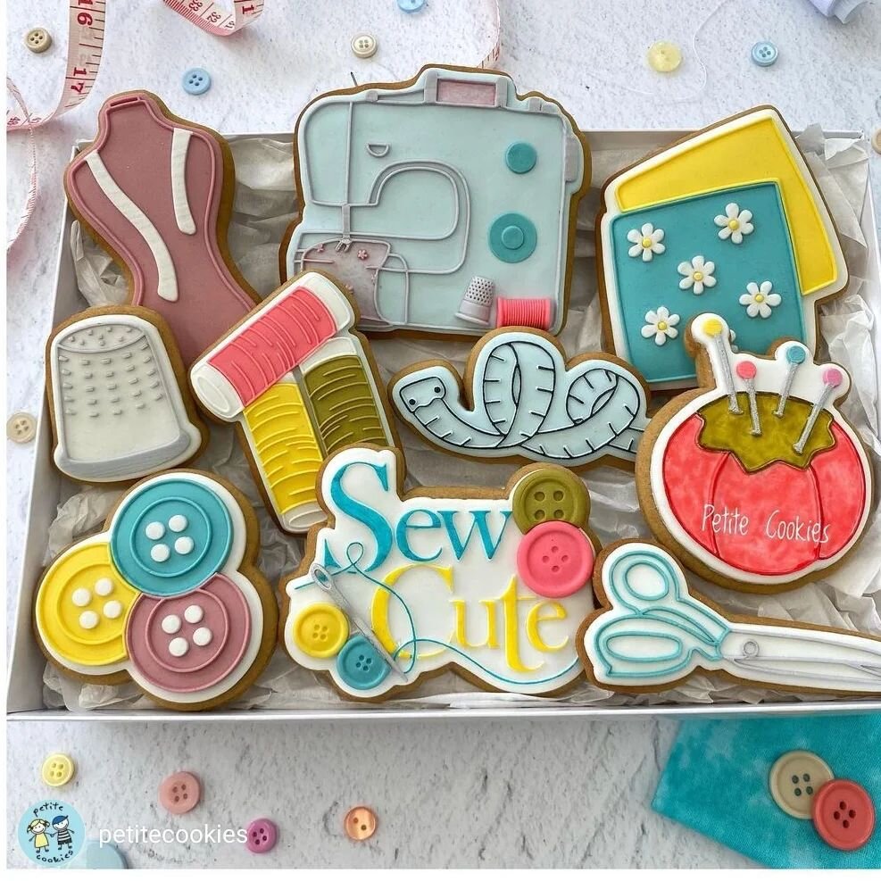 The sweetest set of cookies designed by Helen from Petite Cookies! It is her attention to detail and the time she puts into her cookies that brings them to life! Thanks Helen! Xx🪡🧵
All items avail from the website