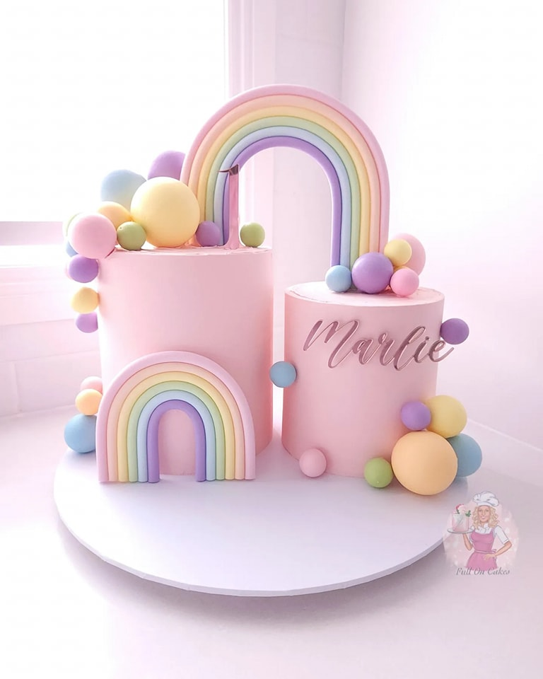 marlie-1-cake-topper-colleen.png
