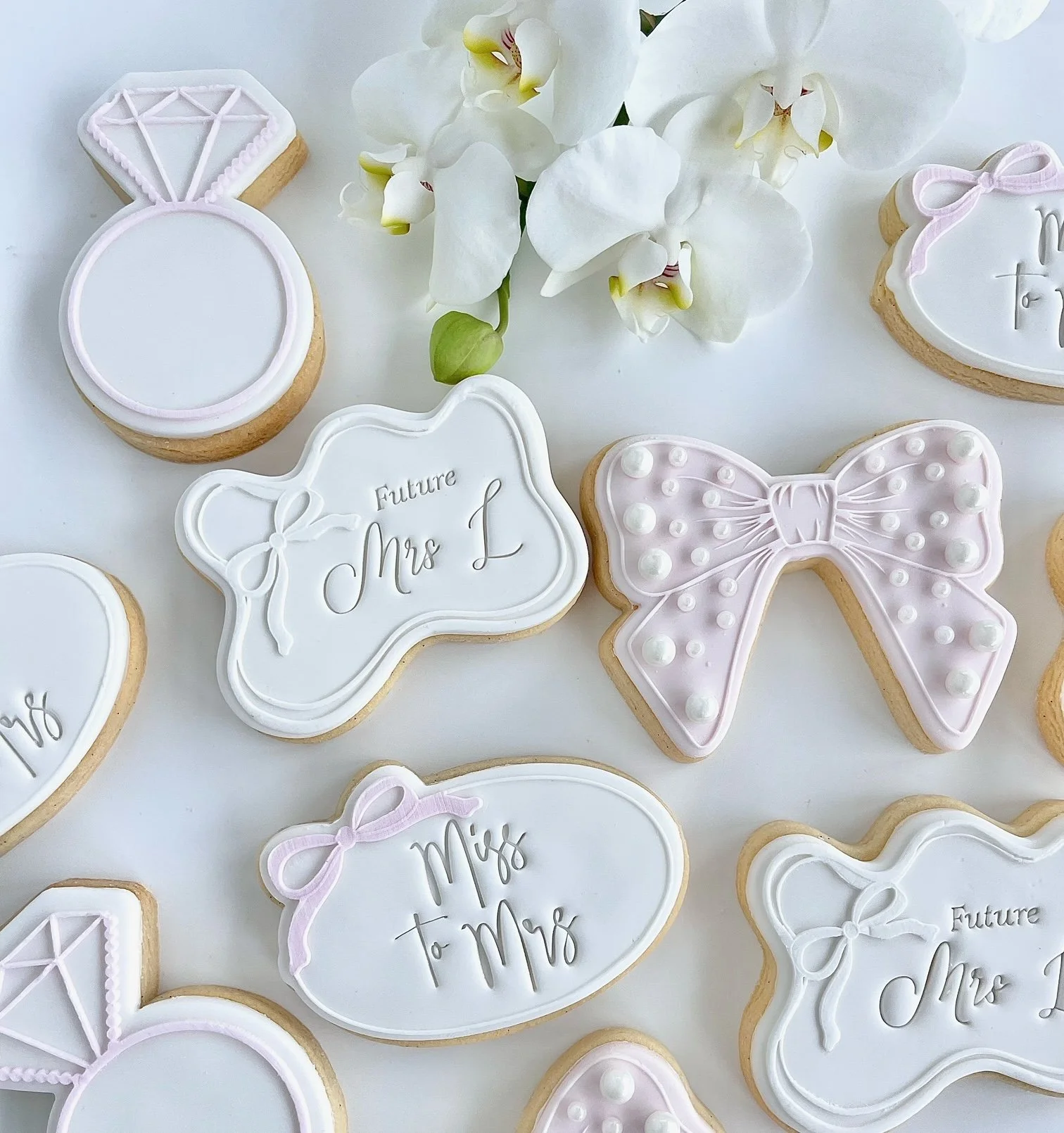 wedding-wavy-bow-set (6).jpeg