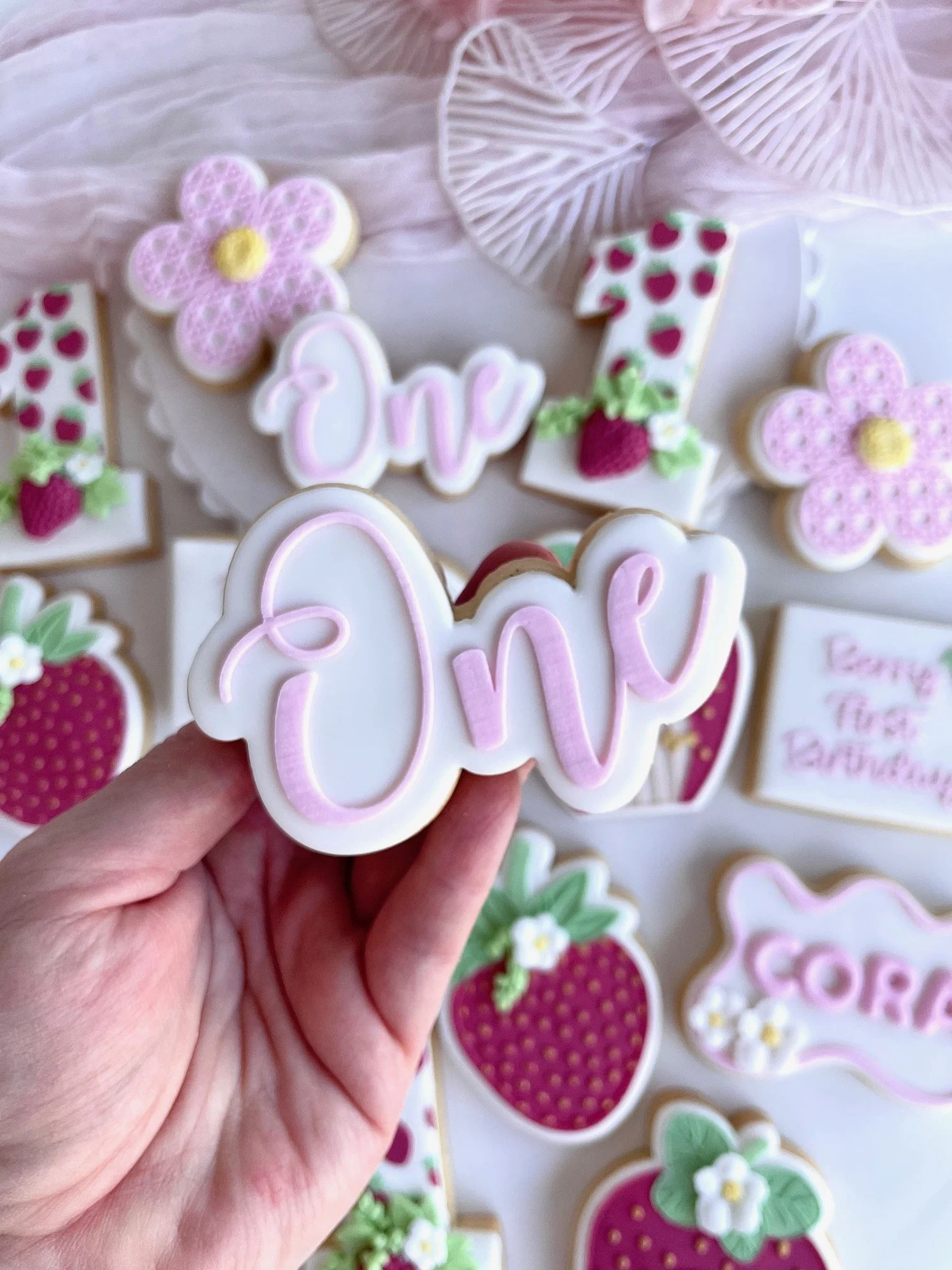 berry-first-birthday-cookies-stawberry (7).jpeg