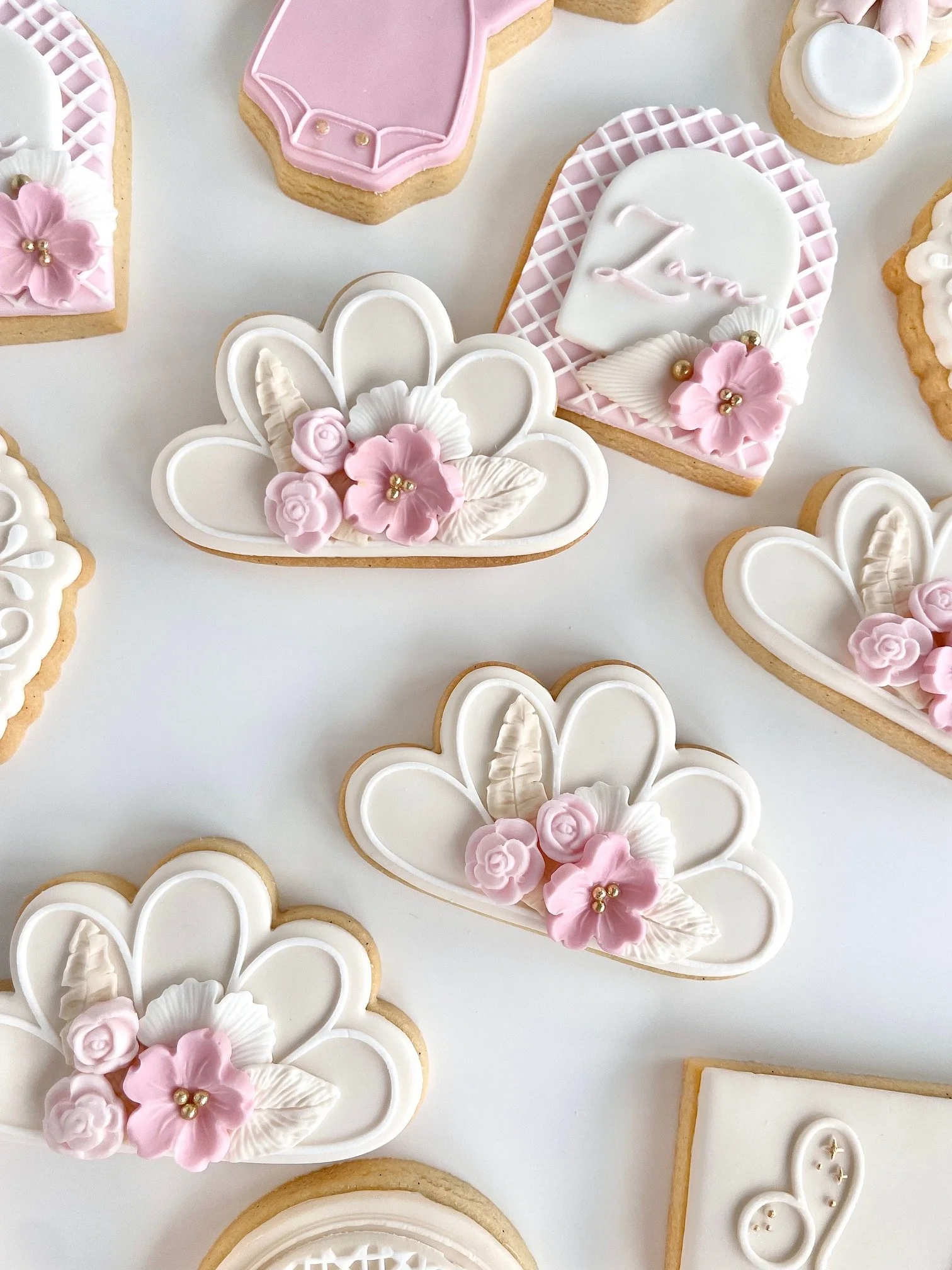 zara-baby-shower-cookies (2).jpeg