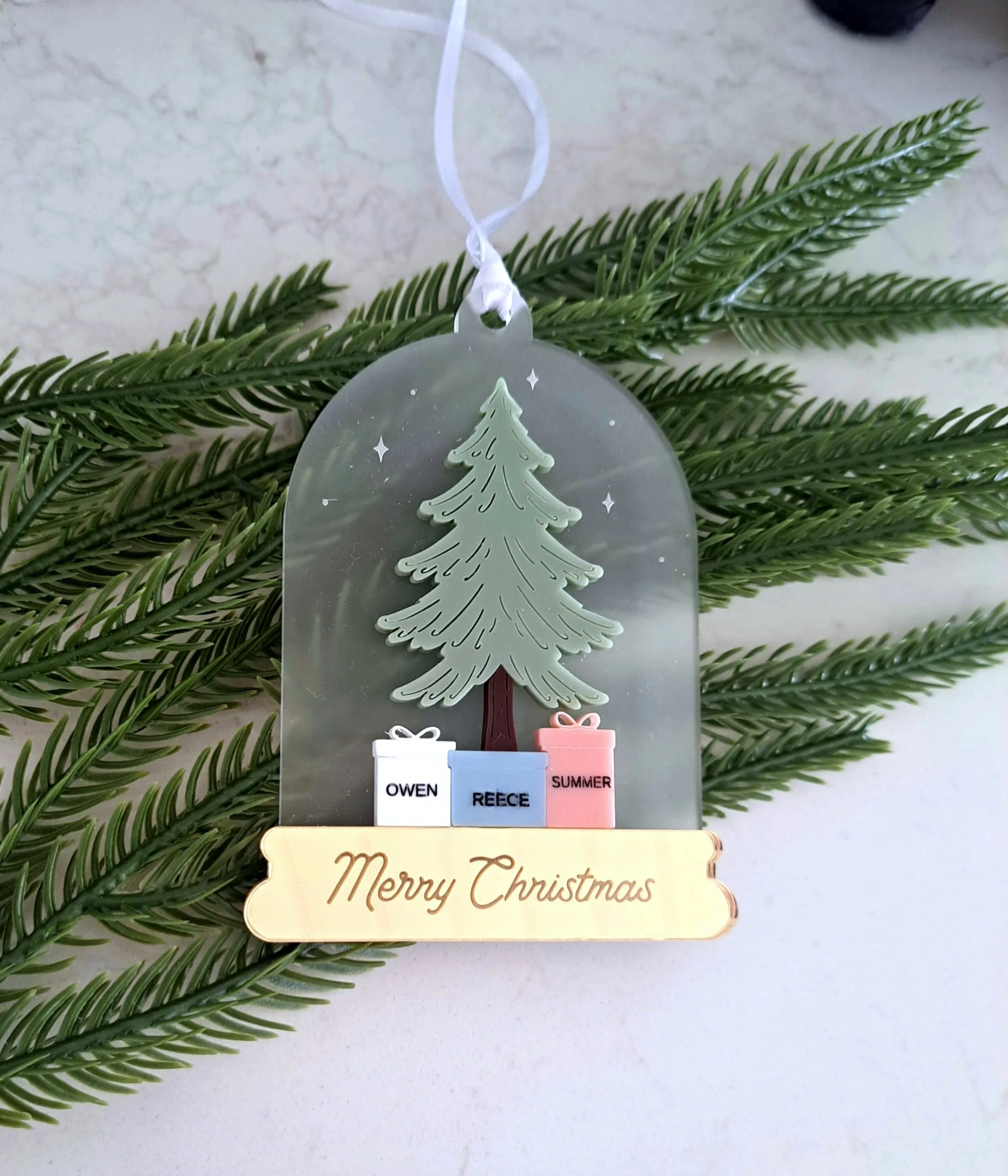 custom-christmas-baubles-christmas-tree (2).jpg