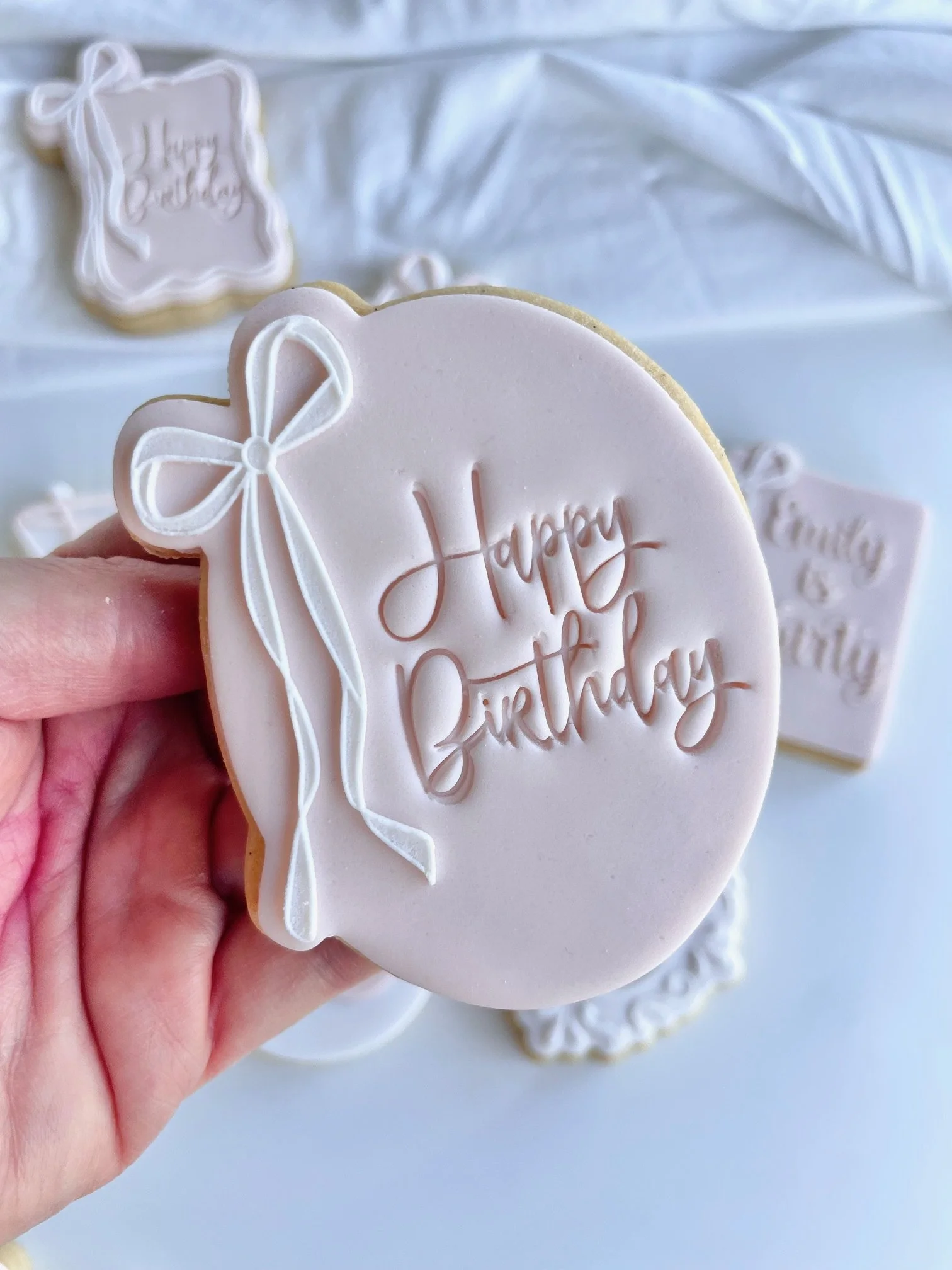 bow-theme-bridal-shower-birthday-party-cookies (6).jpeg