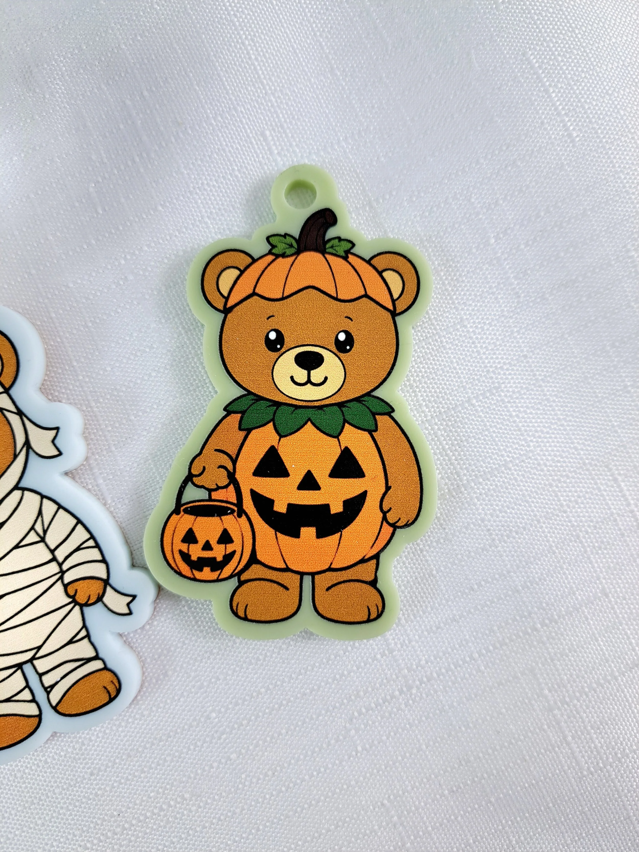 halloween-basket-tags-bear-3.jpg