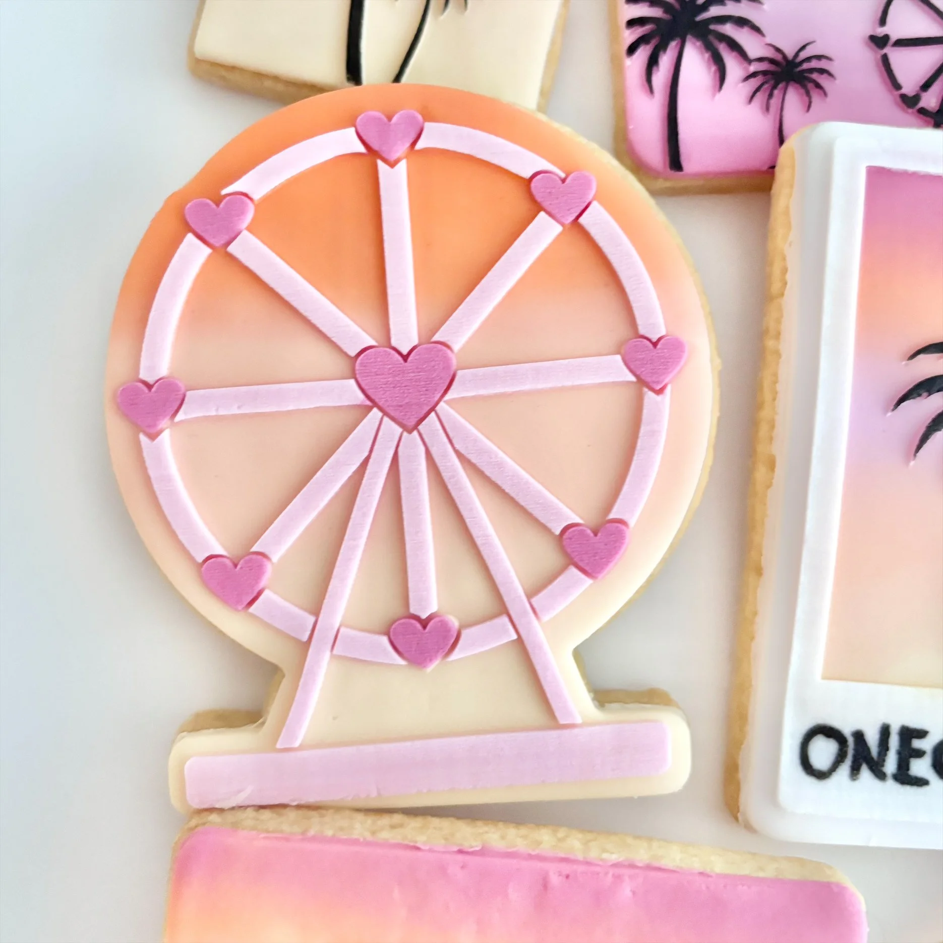 ferris-wheel-onechella-cookie-cutters-debossers (2).jpeg