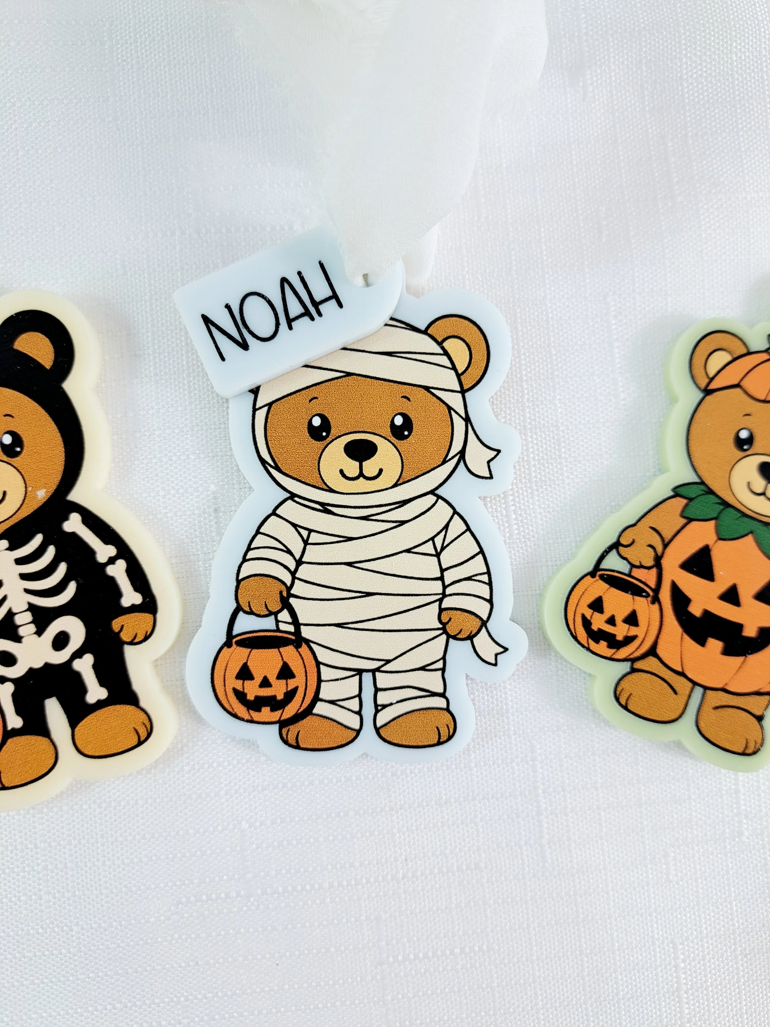 halloween-basket-tags-bear.jpg