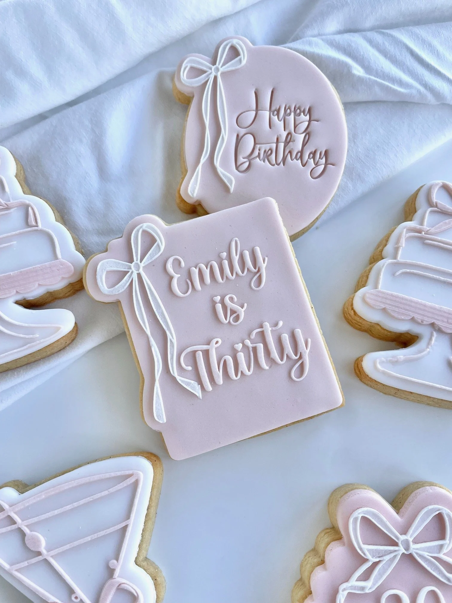 bow-theme-bridal-shower-birthday-party-cookies (11).jpeg