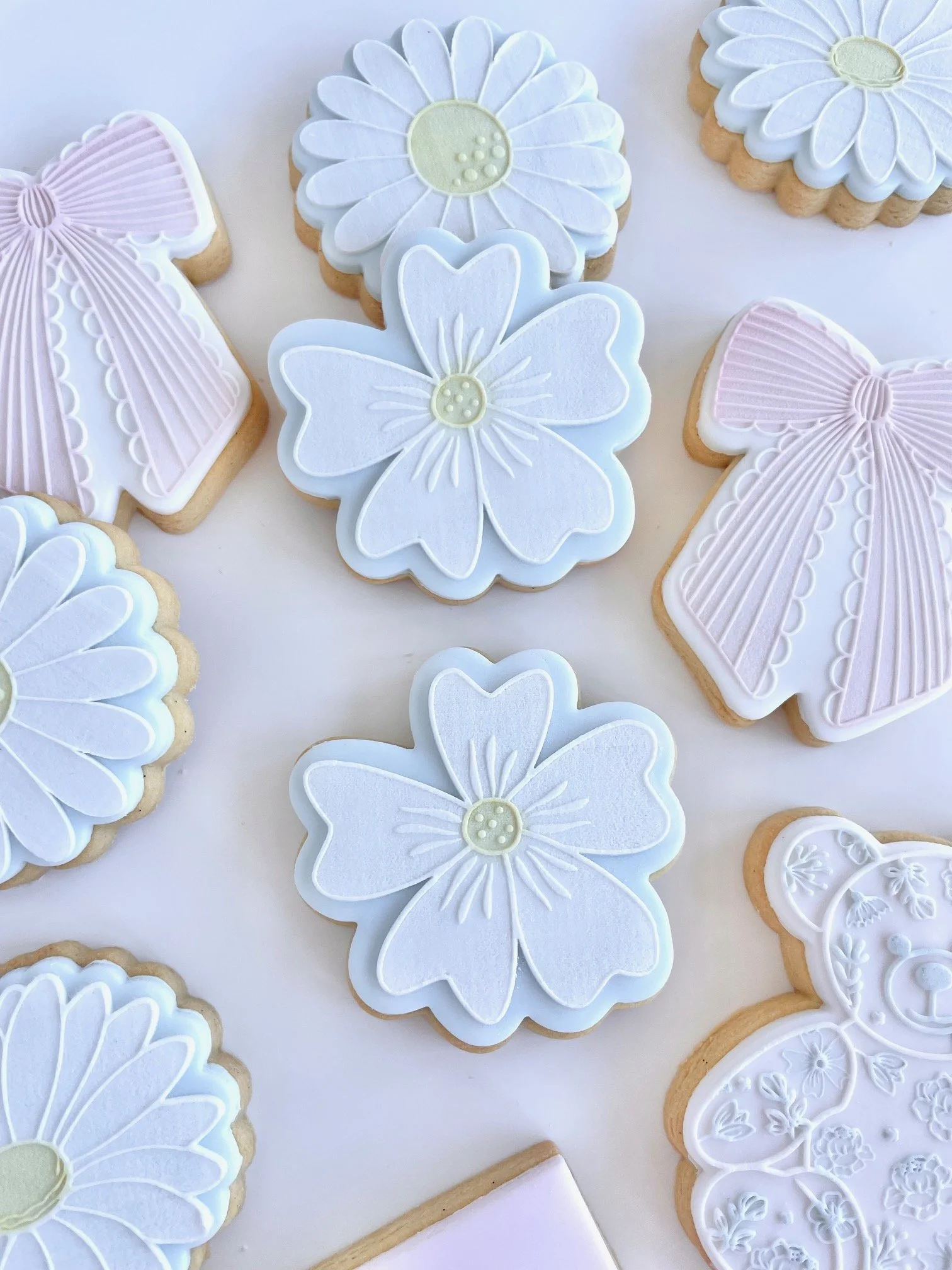 floral-bear-bow-cookies (7).jpeg