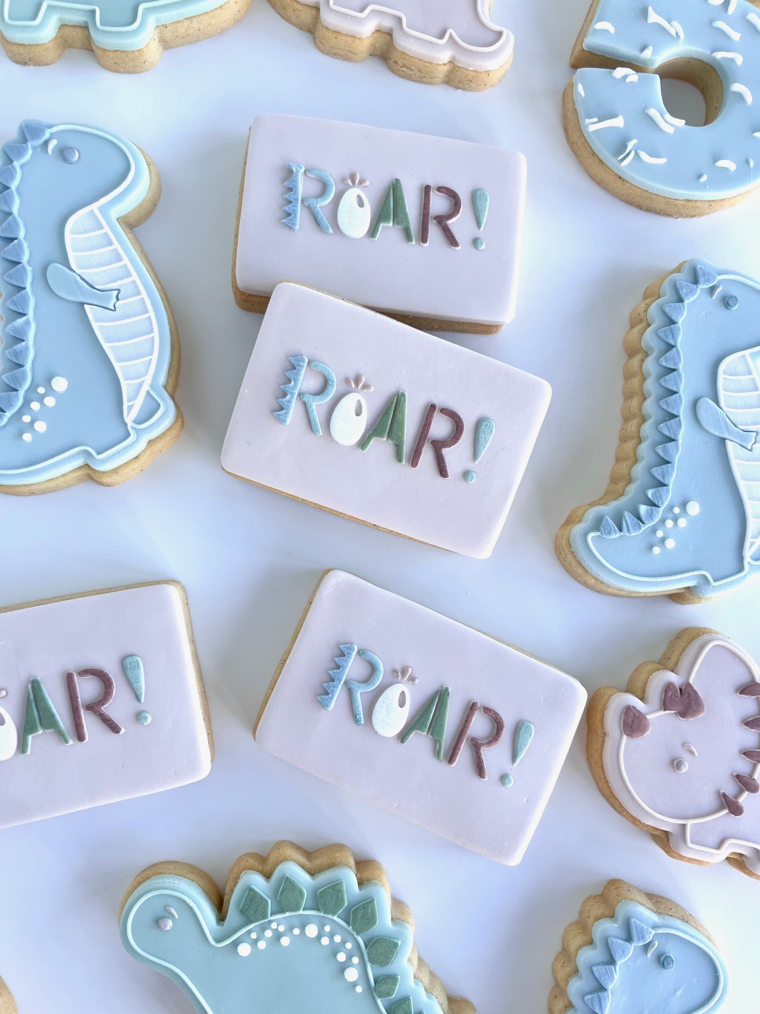 dinosaur-roar-cookies (1).jpeg