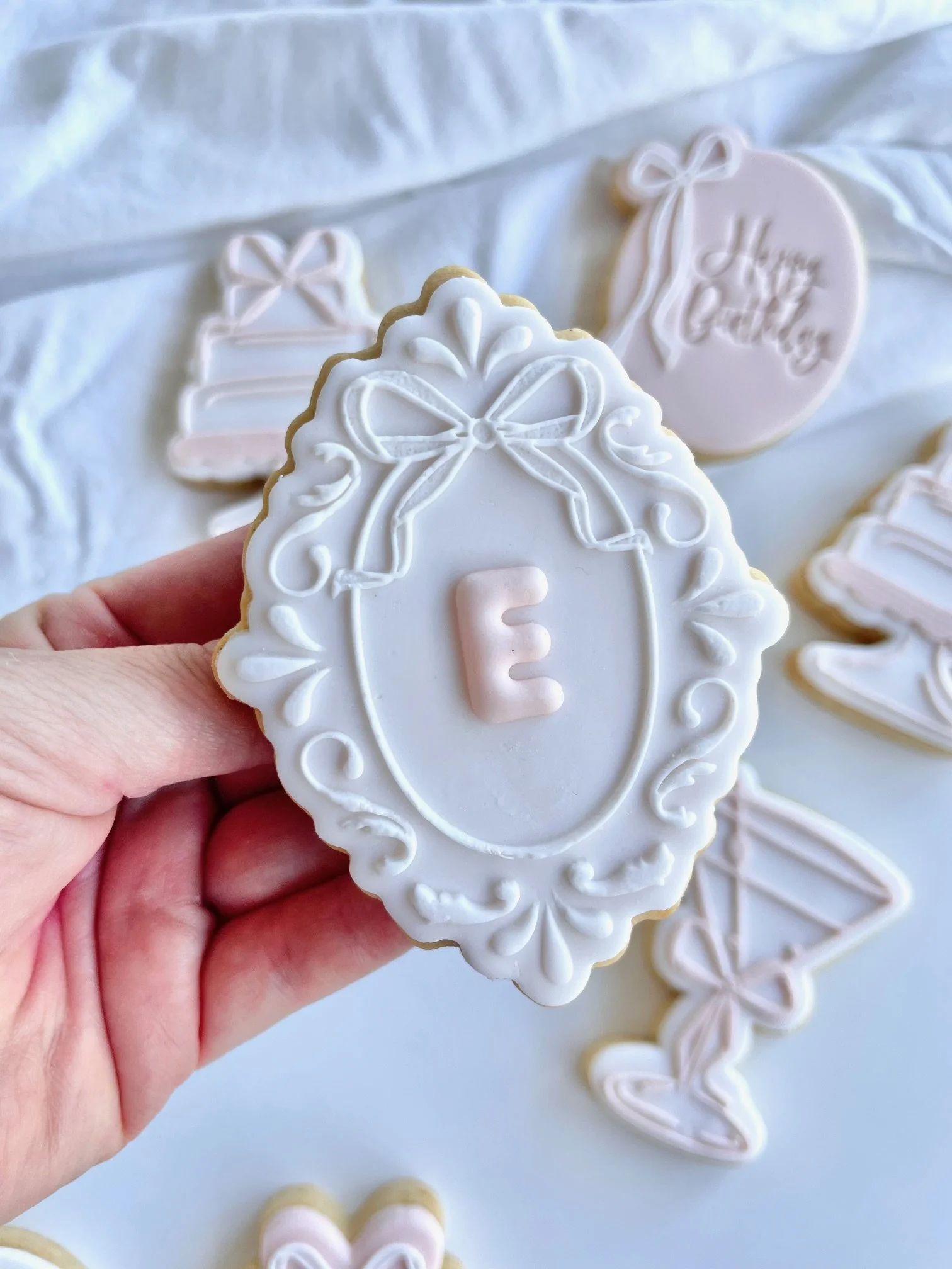 bow-theme-bridal-shower-birthday-party-cookies (14).jpeg