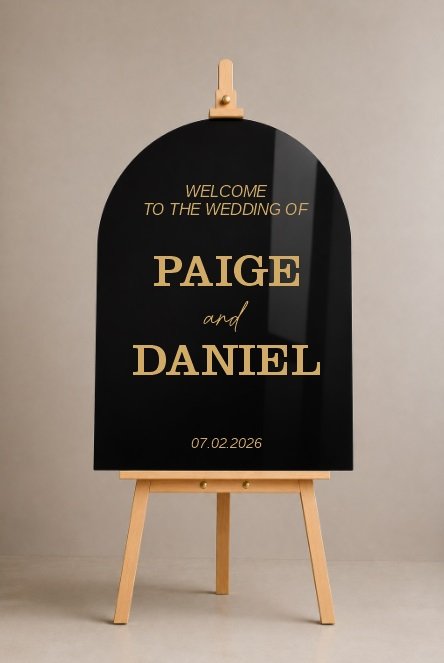 black-gloss-acrylic-signage.jpg