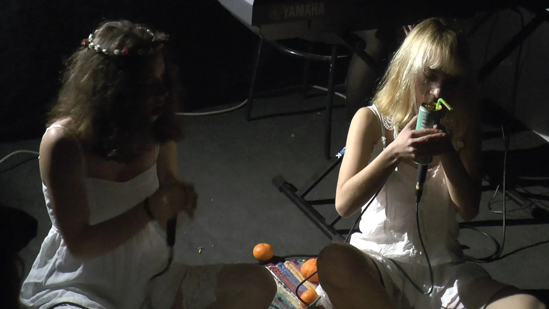 Antigoni Tsagkaropoulou / Eleni Tsagkaropoulou Sound Performance Edge Condition | Immersed in Sound Vol.1 April 28 – April 29, 2015