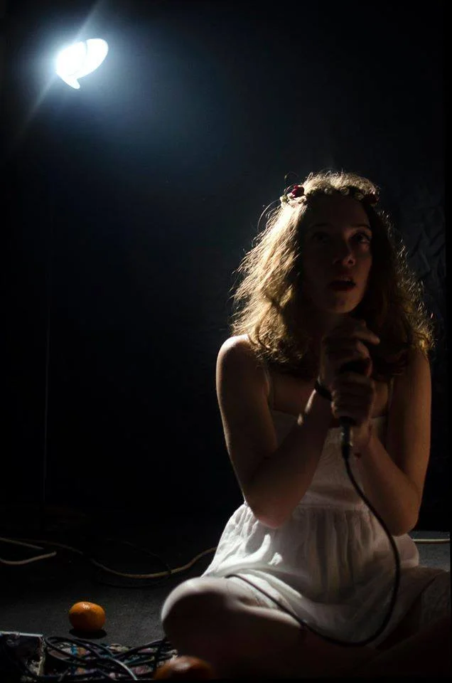 Antigoni Tsagkaropoulou / Eleni Tsagkaropoulou Sound Performance Edge Condition | Immersed in Sound Vol.1 April 28 – April 29, 2015