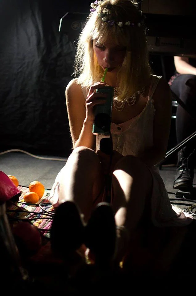 Antigoni Tsagkaropoulou / Eleni Tsagkaropoulou Sound Performance Edge Condition | Immersed in Sound Vol.1 April 28 – April 29, 2015
