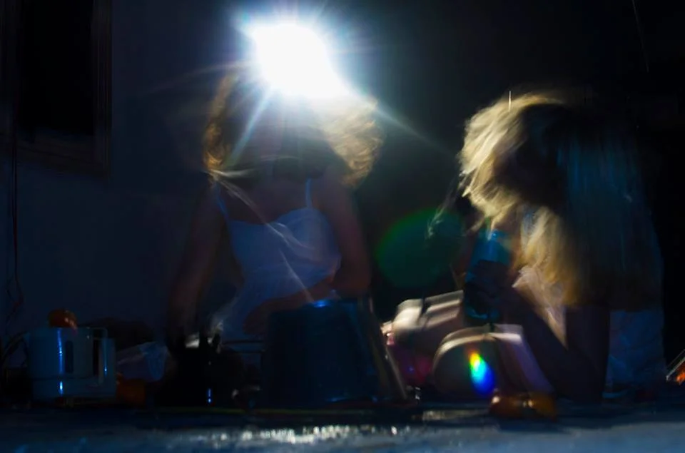 Antigoni Tsagkaropoulou / Eleni Tsagkaropoulou Sound Performance Edge Condition | Immersed in Sound Vol.1 April 28 – April 29, 2015