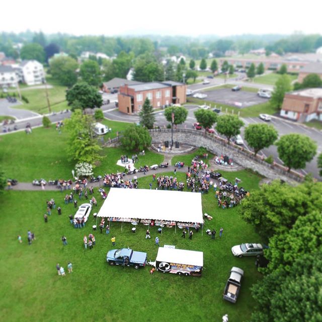 Thank you Wytheville, Virginia for supporting the #RFTW and our #USveterans. The entire elementary school came out to send us off.