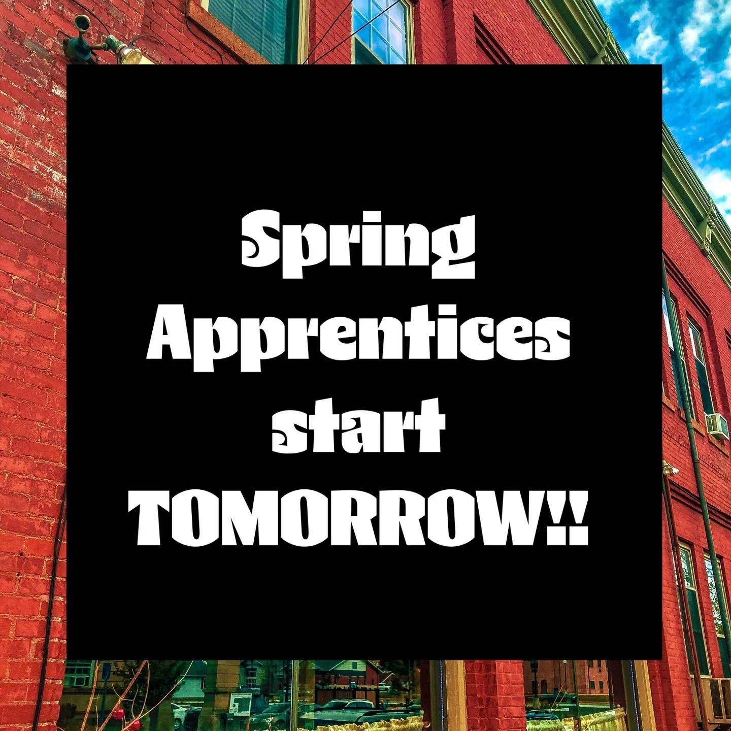 Just 24 more hours until the first Spring Apprentice meeting!!

If you haven&rsquo;t signed up yet, it&rsquo;s not too late!! Head on over to theoldbrickplayhouse.org/the-apprentice-program to sign up while you still can!

#oldbrickplayhouse #theatre