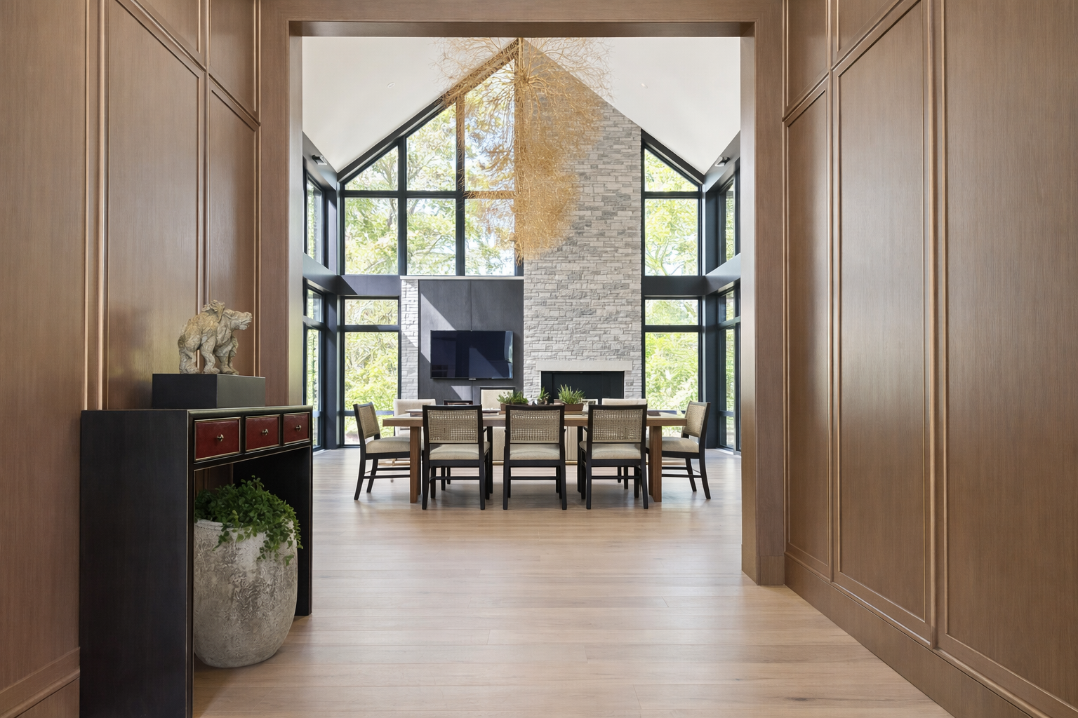 Wood-panelled hallway Edited.png