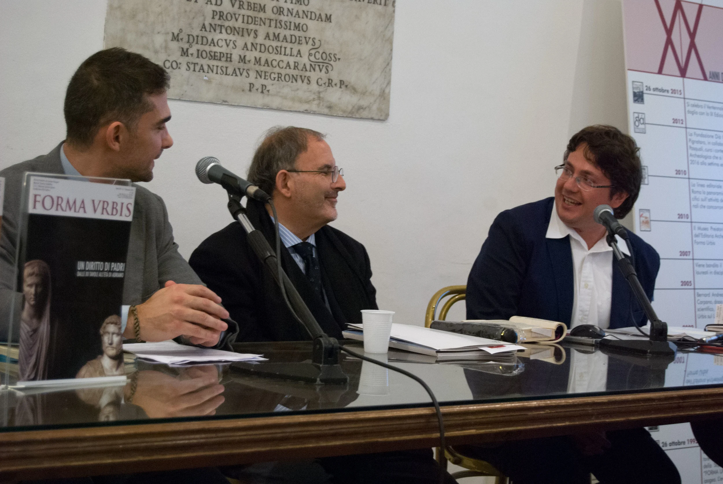Da destra Valentino Nizzo (Direzione Generale Musei - MiBACT), V incenzo Scarano Ussani ( Università degli Sudi di Ferrara) e Francesco Pignataro (Fondazione Dià Cultura)