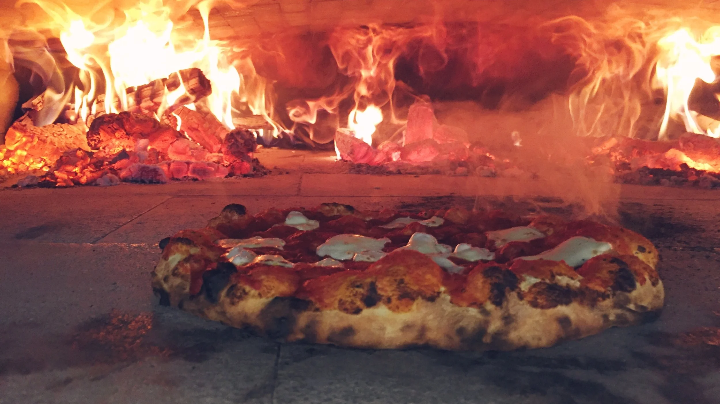 woodfiredpizza.jpg